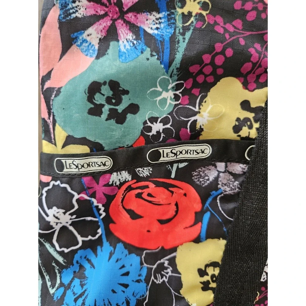 Le SportSac Crossbody Bag Black Floral Print - Picture 2 of 9